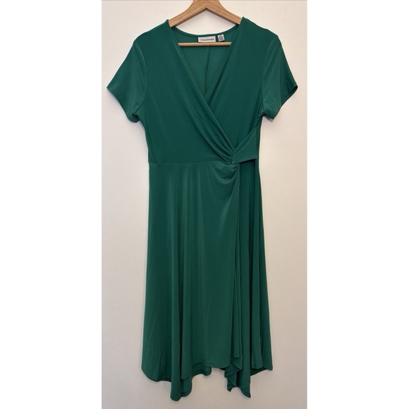 Nina Leonard Dresses & Skirts - Nina Leonard Women's Faux Wrap Midi Dress Green Size M Shark Bite Hem A-Line